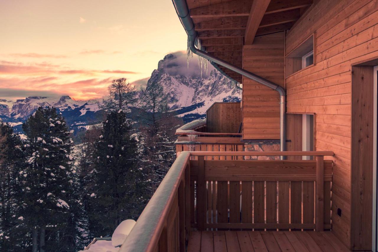 Paradiso Pure Living Vegetarian-Vegan Hotel Alpe Di Siusi Ruang foto